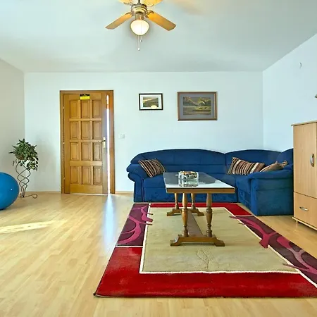 Holiday home Klimatisiertes Maria Mit Pool