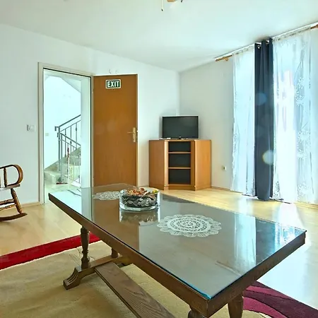 Holiday home Klimatisiertes Maria Mit Pool Porec