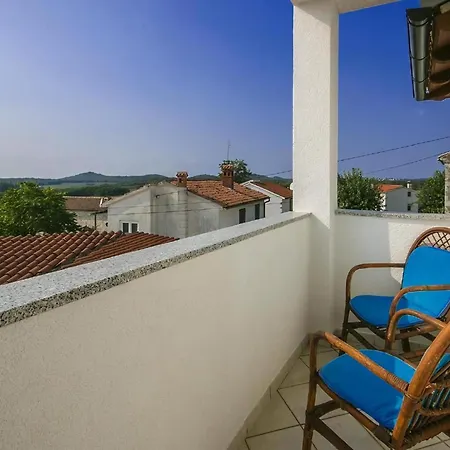 Klimatisiertes Maria Mit Pool Holiday home